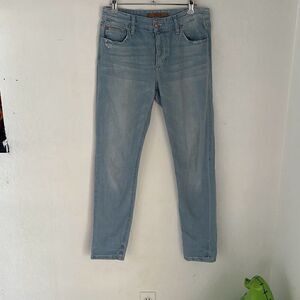 Joes Size 26 The original slouched Slim light wash jeans